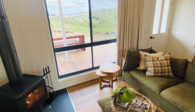 Stunning Country Views @ Oak Vue Cottage