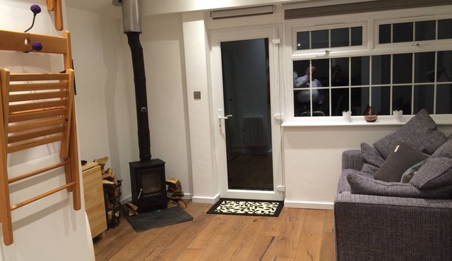 Stunning, countryside Studio With Woodburning stove