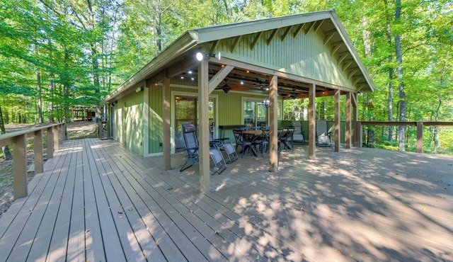 Stunning Culloden Cabin with Deck & Creek View!
