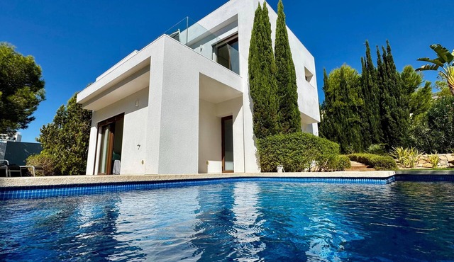 Stunning detached villa with private pool on award winning Las Colinas golf