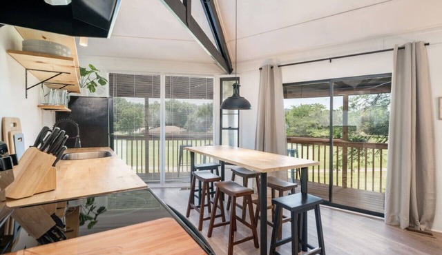 Stunning Diamondhead Retreat