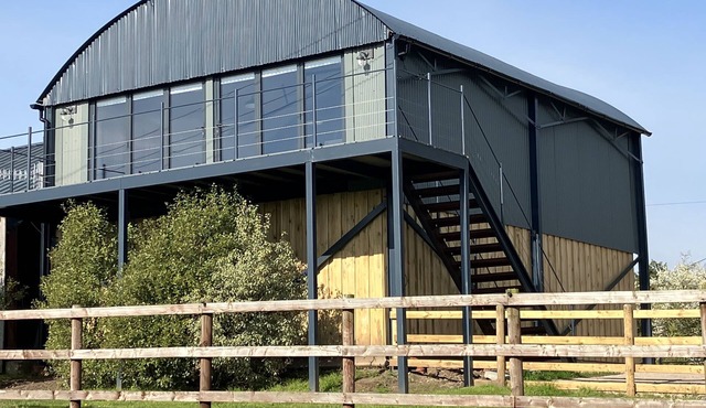 Stunning Dutch Barn conversion in the Shropshire countryside