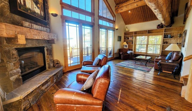 Stunning Family Retreat with Hot Tub & Breathtaking Views of the West Elks