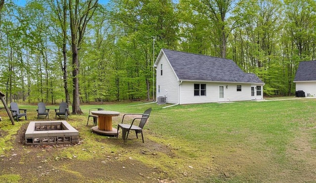 Stunning Family Cabin near Wheeler Lake! Close to beach, UTV/Snowmobile trails