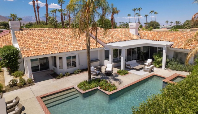 Stunning Family Sized Home in a Gated Community!