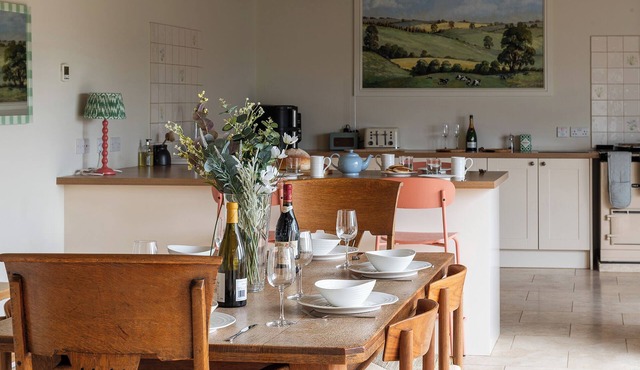 Stunning Farmhouse in the heart of the Cotswolds