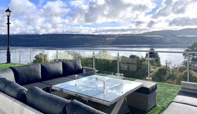 Stunning Fern View House, with panoramic views over the iconic Loch Ness