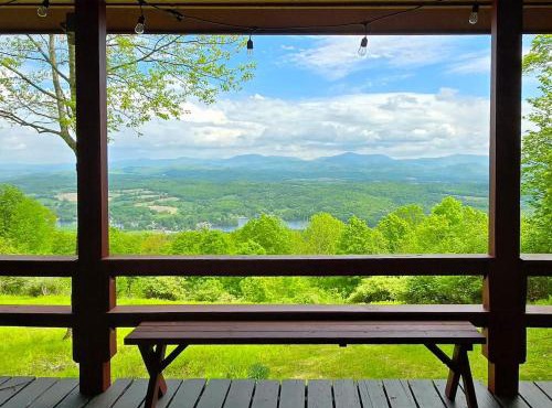 Stunning Foilage Views from the Fire Tower Cabin