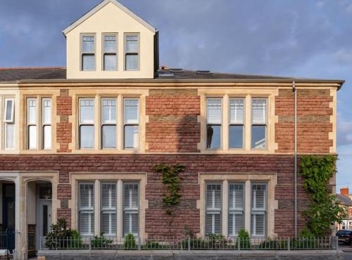 Stunning four bedroom Cardiff house