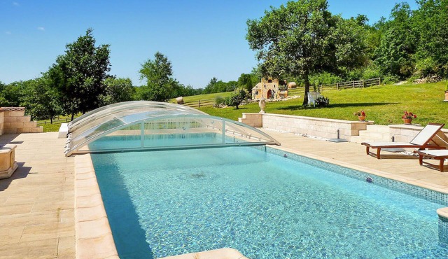 Stunning home in Castelnaud-la-Chapelle