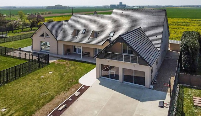 Stunning home in La Chapelle-Vendômoise