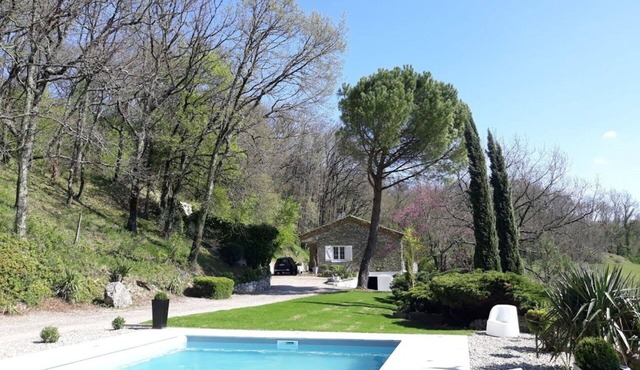 Stunning private villa with WIFI, private pool, TV, terrace, pets allowed, panoramic view, parking