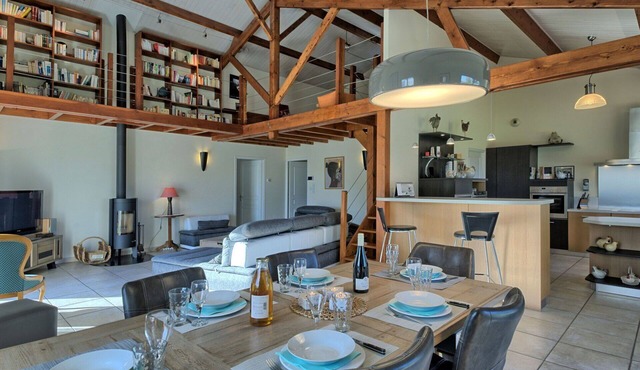 Stunning private villa for 6 guests with WIFI, TV and terrace