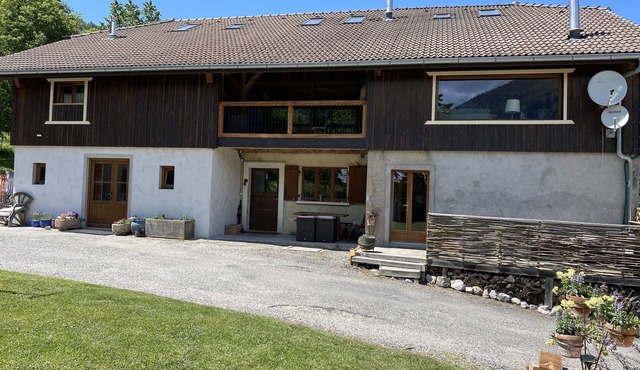 Stunning French Alpine Chalet with spectacular views across the Abondance Valley