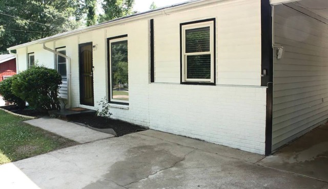 Stunning Getaway Close to Downtown Atlanta and ATL Airport