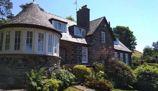 Stunning Grand Country House, Fabulous Sea Views in Llwyngwril Snowdonia (Eryri)