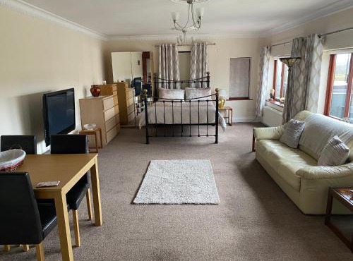 Stunning guest suite with private hot tub