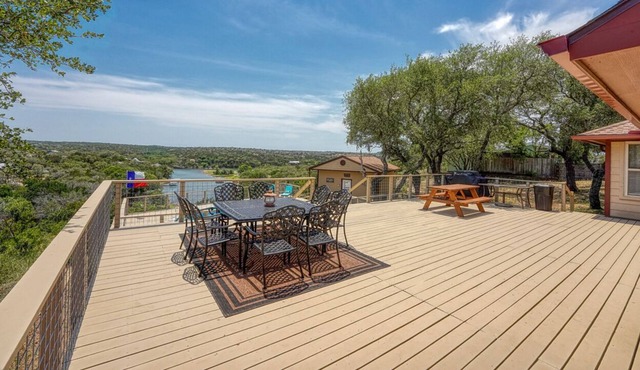 Stunning Hill Country Retreat overlooking Lake Buchanan!