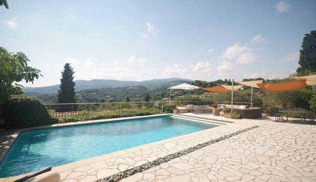 Stunning hilltop Opio villa exceptional views EV charging walk to Valbonne