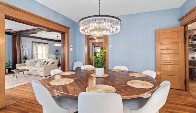 Stunning Historic Home WALK to Plaza & Westport!