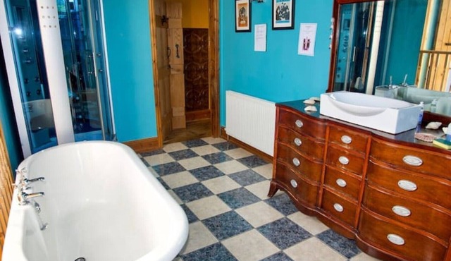 Stunning, historic holiday apartment