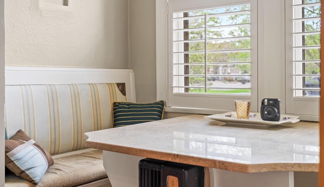 Stunning Historical Landmark in Elbow Park