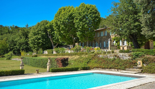 Stunning home in La Roque D'Antheron