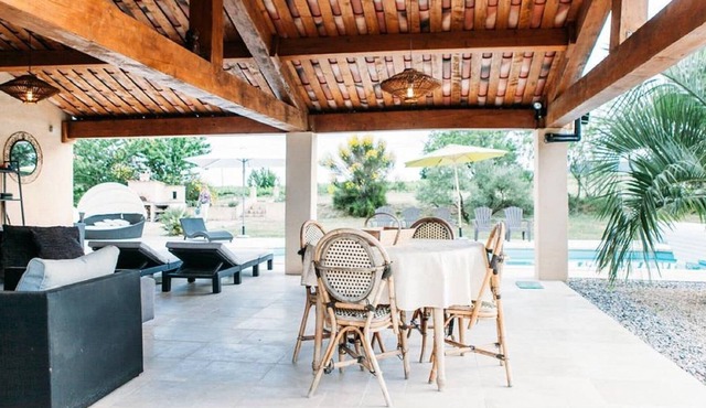 Stunning Holiday Home in Brue-Auriac with Swimming Pool