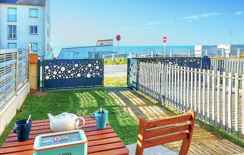 Stunning Home In Jullouville With House Sea View