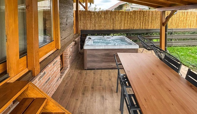 Stunning home in Velika Jamnicka with sauna