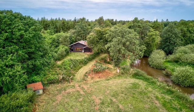 Stunning home in Aulum with WiFi