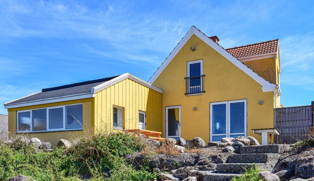 Stunning home in Bagenkop with kitchen