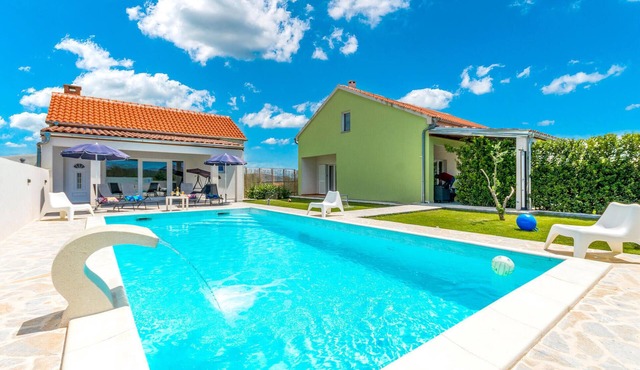 Stunning home in Benkovac