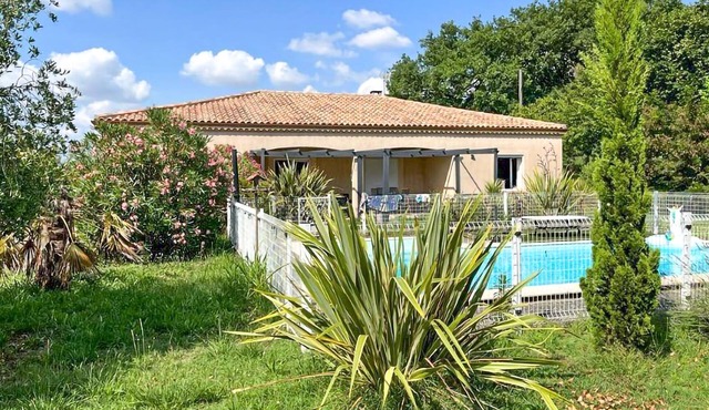 Stunning home in Beraut with WiFi