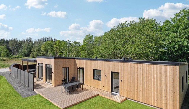 Stunning home in Blokhus with kitchen