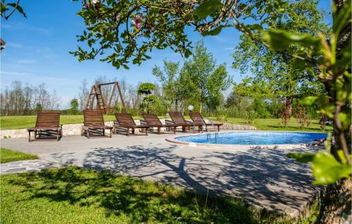 Stunning Home In Bosiljevo