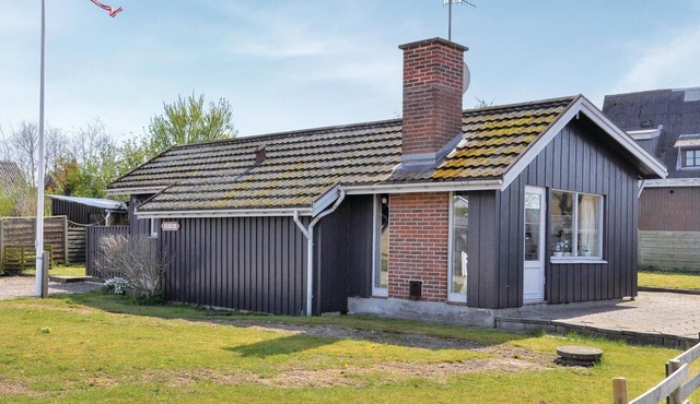 Stunning home in Broager with kitchen