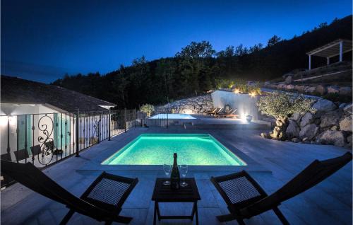 Stunning Home In Buzet