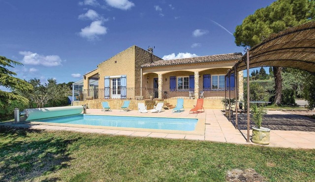 Stunning home in Cairanne