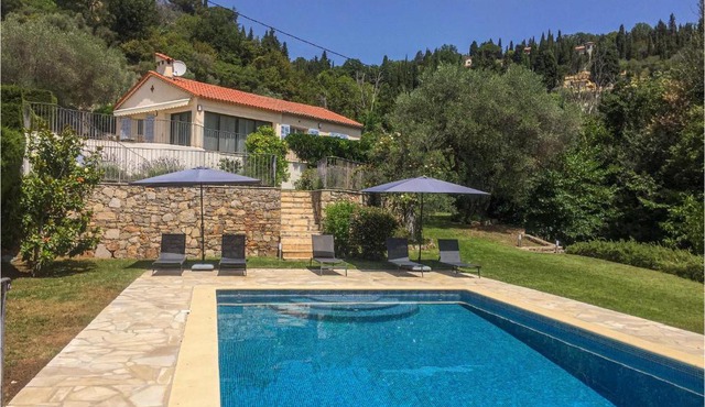 Stunning Home In Callian With 4 Bedrooms, Wifi And Outdoor Swimming Pool