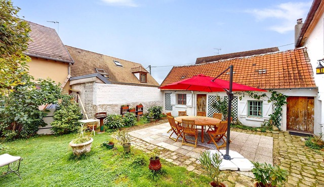 Stunning home in Chessy with WiFi
