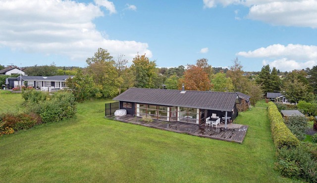 Stunning home in Ebeltoft with sauna