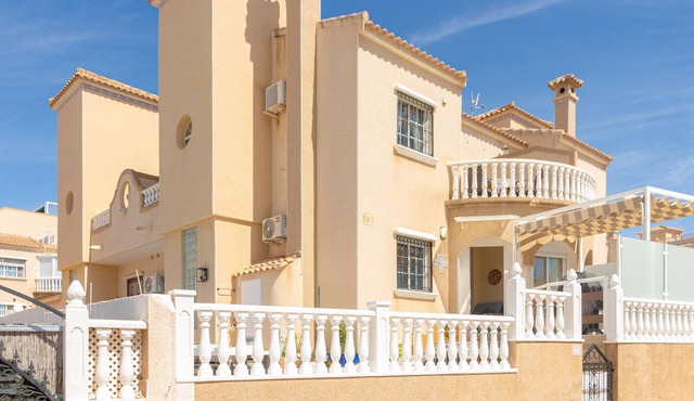 Stunning home in Orihuela Costa