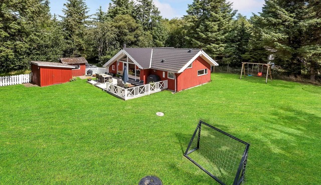 Stunning home in Esbjerg V with WiFi