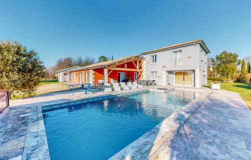 Stunning Home In Eyraud-Crempse-Maurens