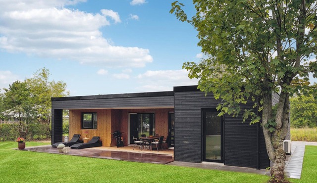 Stunning home in Fårvang with WiFi