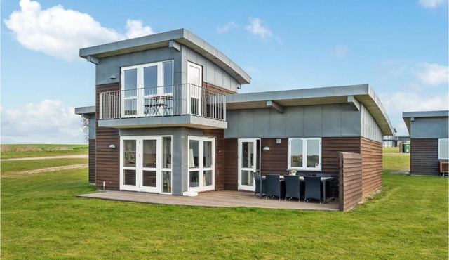 Stunning Home In Faaborg With Wifi