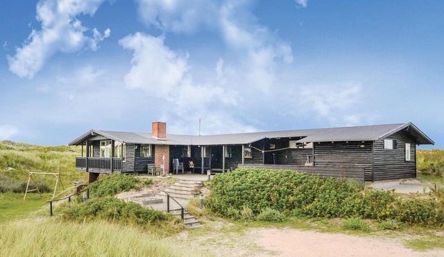 Stunning home in Fanø with WiFi