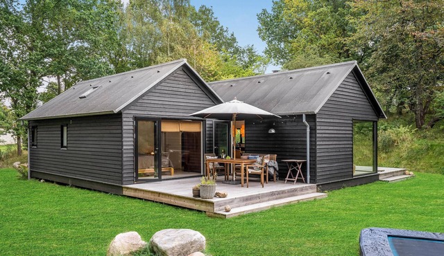 Stunning home in Fårevejle with kitchen