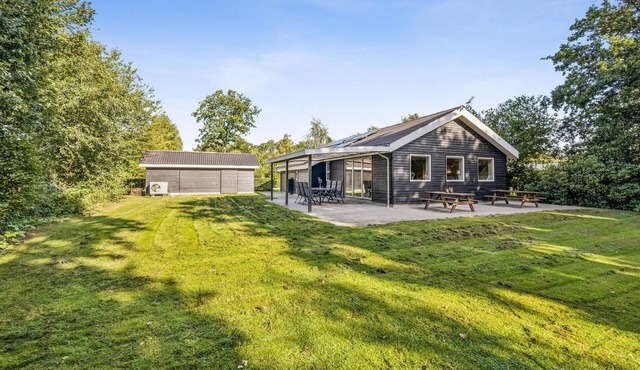 Stunning home in Farsø with WiFi